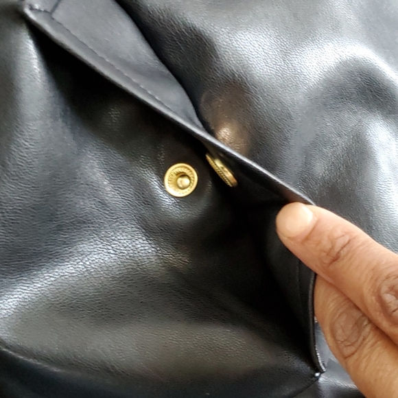 Liz Claiborne Black Leather Skirt - Picture 3 of 9